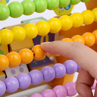 Brinquedo Educativo Multifuncional de Madeira 3 em 1 | Abaco Labirinto Amarado e Cubo Giratório